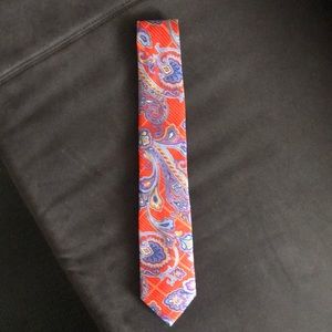 Men’s necktie